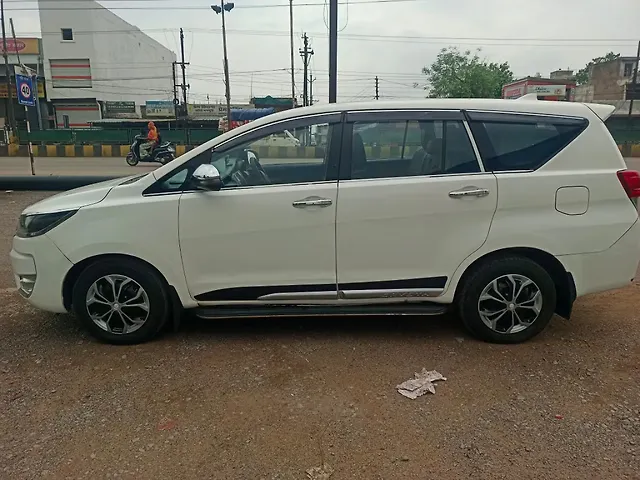 Used Toyota Innova Crysta [2016-2020] 2.4 GX 8 STR [2016-2020] in Raipur