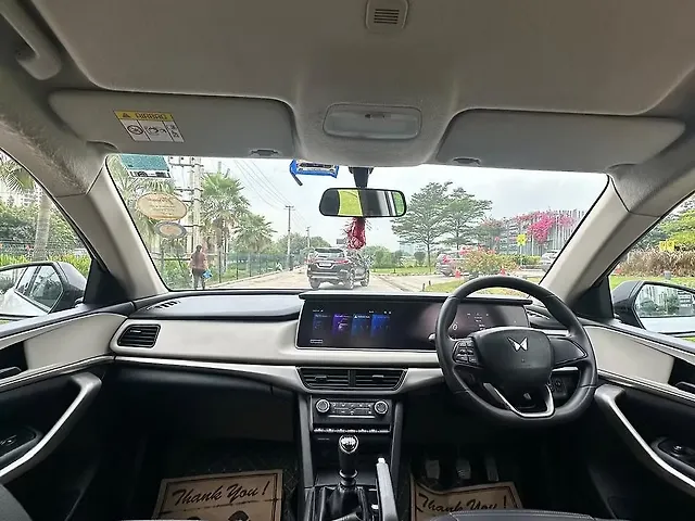 Used Mahindra Old Generation XUV700 AX 3 Petrol MT 5 STR [2021] in Gurgaon