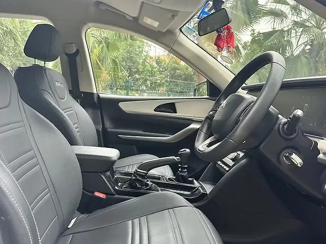 Used Mahindra Old Generation XUV700 AX 3 Petrol MT 5 STR [2021] in Gurgaon