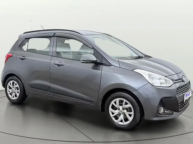 Used 2017 Hyundai Grand i10 in Delhi