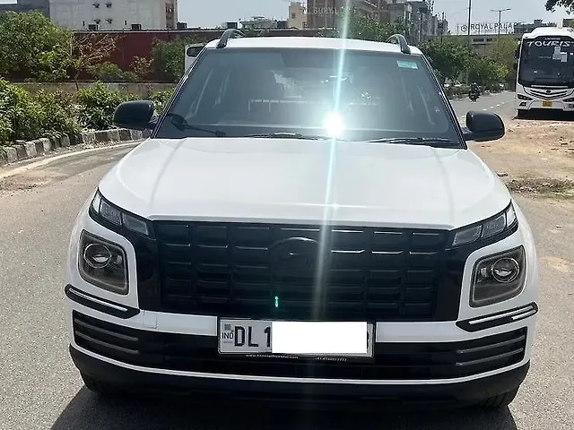 Used 2024 Hyundai Venue in Delhi Used 2024 Hyundai Venue in Delhi