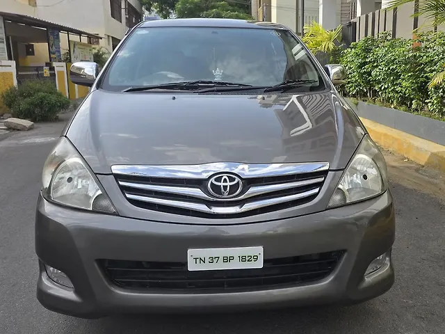 Used 2011 Toyota Innova in Coimbatore