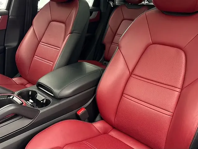 Used Porsche Cayenne Base in Mumbai