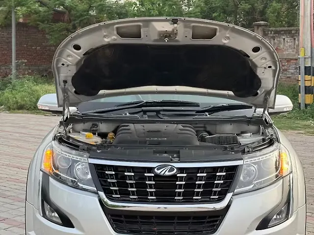 Used Mahindra XUV500 W9 [2018-2020] in Delhi