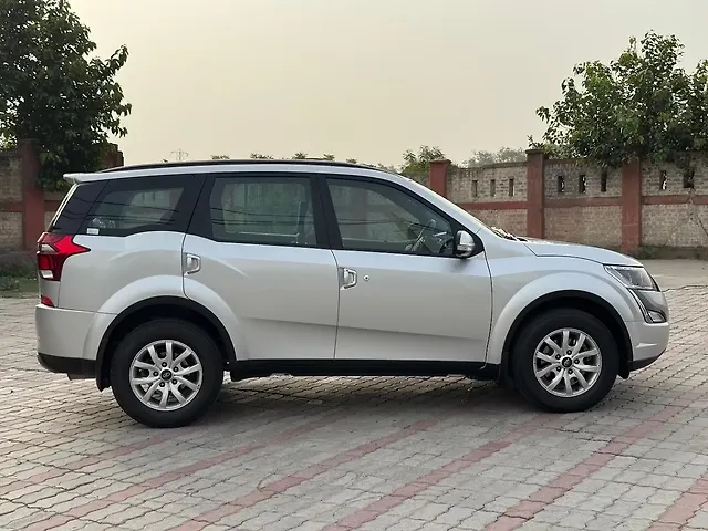 Used Mahindra XUV500 W9 [2018-2020] in Delhi