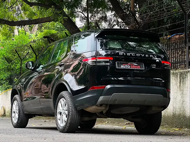 Used Land Rover Discovery 3.0 SE Petrol in Delhi