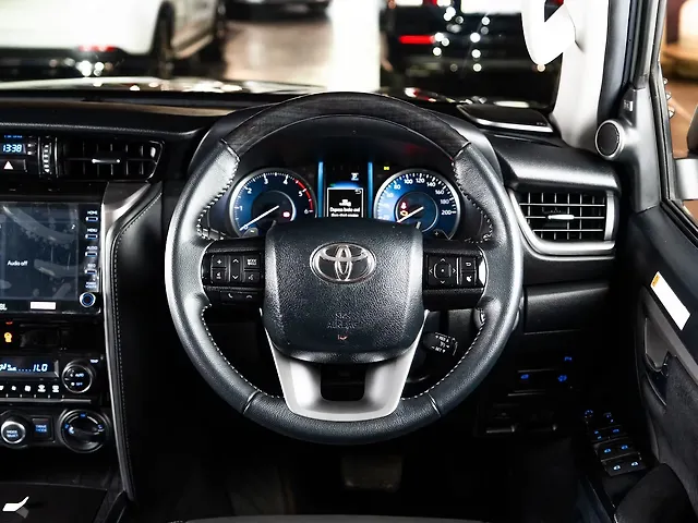 Used Toyota Fortuner 4x4 4WD Mild Hybrid (Electric + Diesel) 2.8L Turbo Automatic in Delhi Used Toyota Fortuner 4x4 4WD Mild Hybrid (Electric + Diesel) 2.8L Turbo Automatic in Delhi