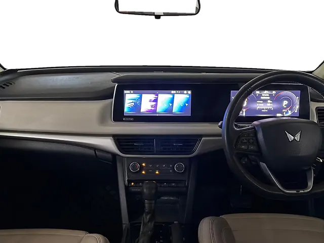 Used Mahindra Old Generation XUV700 AX 5 Petrol AT 5 STR [2021] in Gurgaon