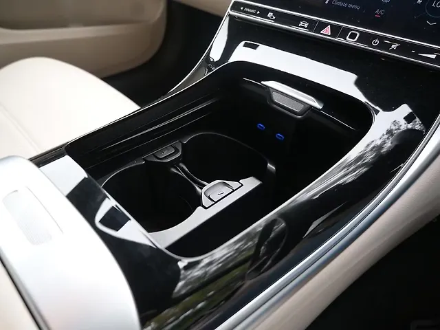 Used Mercedes-Benz C-Class C 200 Mild Hybrid(Electric + Petrol) 1.5L Turbo Automatic in Delhi Used Mercedes-Benz C-Class C 200 Mild Hybrid(Electric + Petrol) 1.5L Turbo Automatic in Delhi