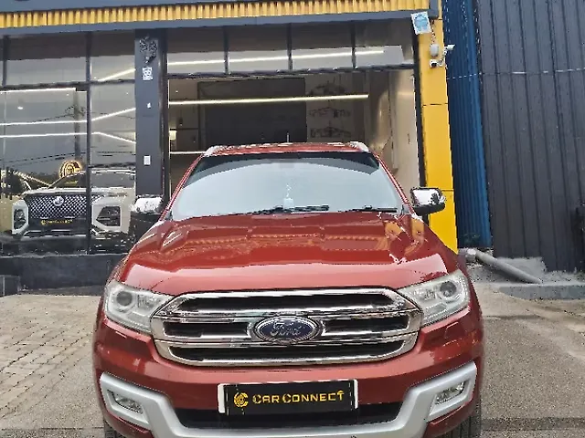 Used 2016 Ford Endeavour in Hyderabad
