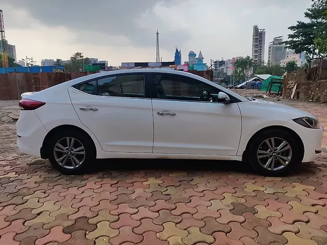 Used Hyundai Elantra SX 2.0 AT in Mumbai