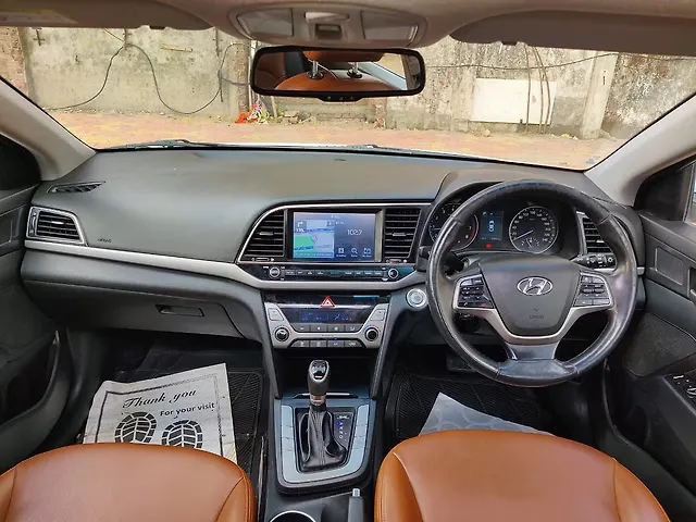 Used Hyundai Elantra SX 2.0 AT in Mumbai