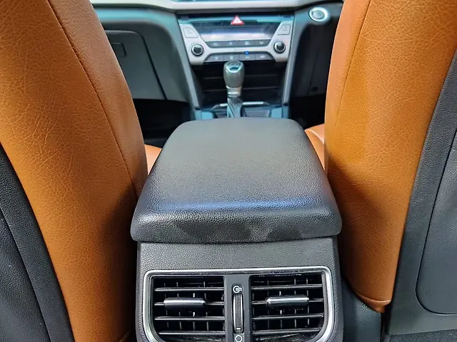 Used Hyundai Elantra SX 2.0 AT in Mumbai