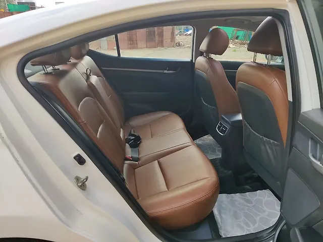Used Hyundai Elantra SX 2.0 AT in Mumbai