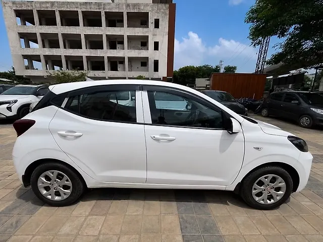 Used Hyundai Grand i10 Nios Era Petrol Manual in Agra