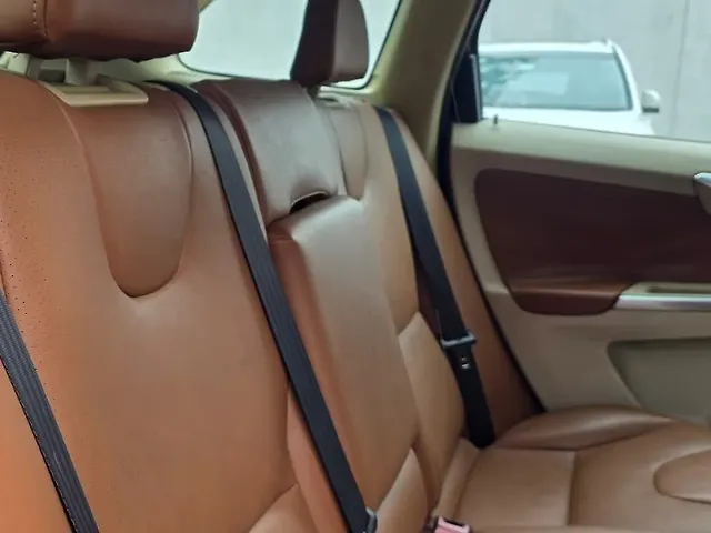 Used Volvo XC60 [2010-2013] Kinetic D3 in Nashik
