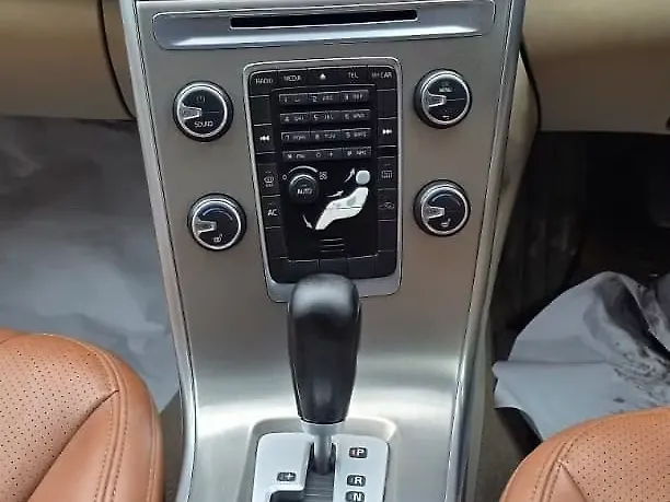Used Volvo XC60 [2010-2013] Kinetic D3 in Nashik