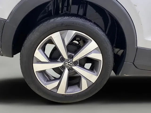 Used Volkswagen Taigun [2021-2023] Topline 1.0 TSI AT in Ahmedabad