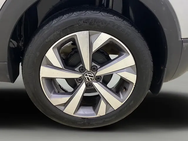 Used Volkswagen Taigun [2021-2023] Topline 1.0 TSI AT in Ahmedabad