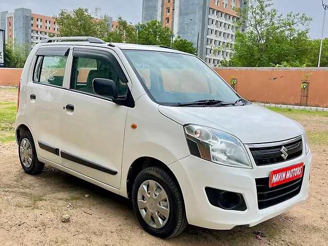 Used Maruti Suzuki Wagon R 1.0 [2014-2019] LXI CNG in Ahmedabad