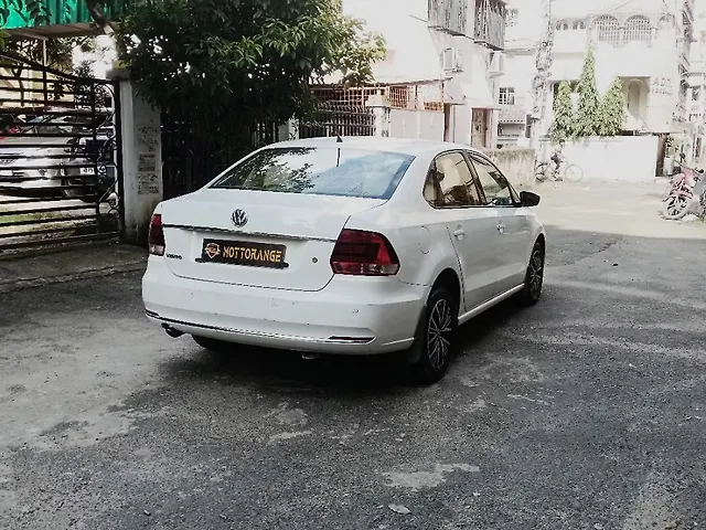 Used Volkswagen Vento Highline 1.6 (P) in Kolkata