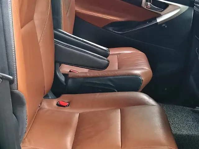 Used Toyota Innova Crysta [2016-2020] 2.8 ZX AT 7 STR [2016-2020] in Hyderabad