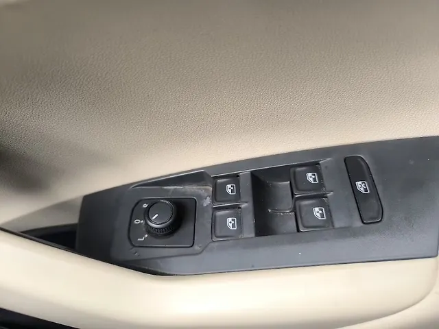 Used Volkswagen Virtus Comfortline Petrol 1.0L Turbo Manual in Mumbai