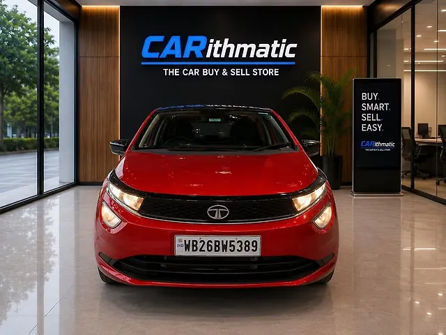 Used 2023 Tata Altroz in Kolkata