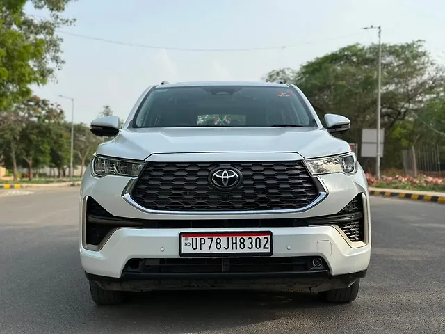 Used 2025 Toyota Innova Hycross in Delhi Used 2025 Toyota Innova Hycross in Delhi