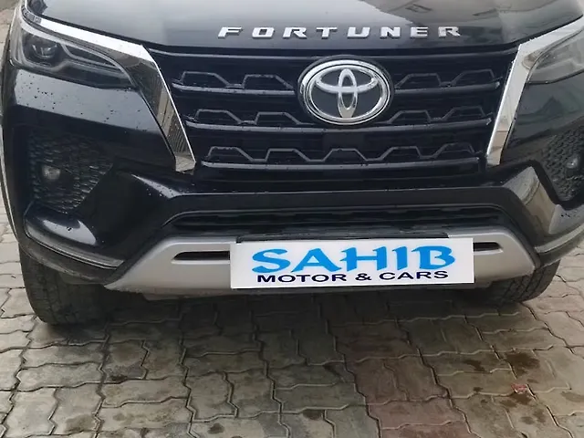Used 2024 Toyota Fortuner in Agra