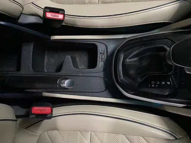 Used Kia Carens [2023-2024] Luxury Plus 1.5 Diesel AT 7 STR [2023-2024] in Lucknow