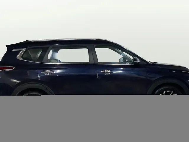 Used Kia Carens [2023-2024] Luxury Plus 1.5 Diesel AT 7 STR [2023-2024] in Lucknow
