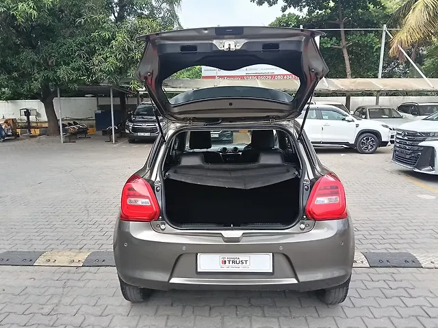 Used Maruti Suzuki Swift [2021-2024] VXi AMT in Bangalore