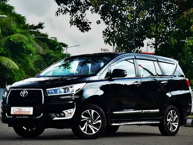 Used 2024 Toyota Innova Crysta in Kolkata