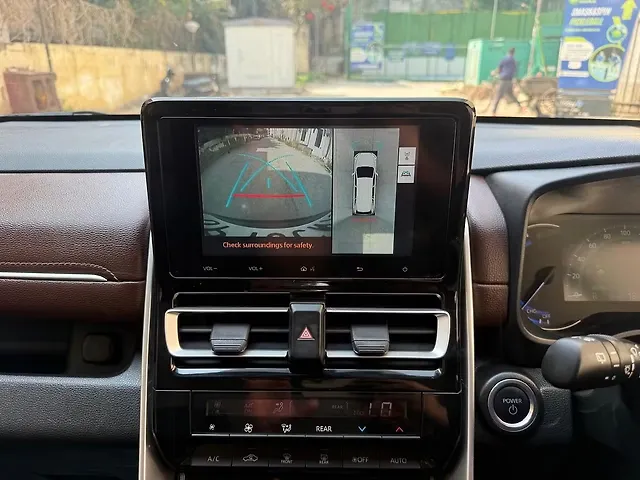 Used Toyota Innova Hycross VX Hybrid (Electric + Petrol) Automatic (e-CVT) 7 STR in Delhi Used Toyota Innova Hycross VX Hybrid (Electric + Petrol) Automatic (e-CVT) 7 STR in Delhi