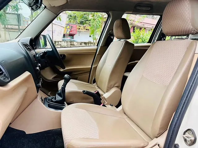 Used Mahindra TUV300 [2015-2019] T6 Plus in Kochi