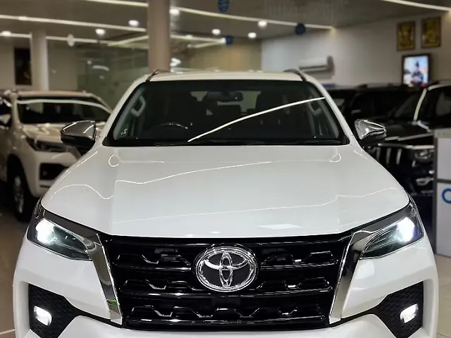Used Toyota Fortuner 4X4 AT 2.8 Diesel in Mohali