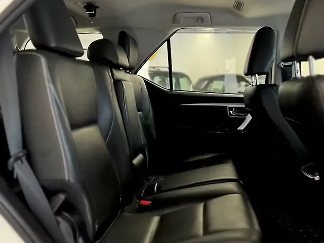 Used Toyota Fortuner 4X4 AT 2.8 Diesel in Mohali