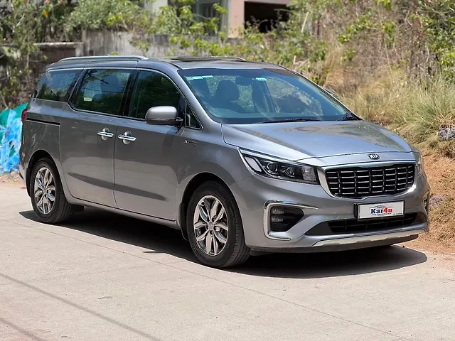 Used 2021 Kia Carnival in Hyderabad