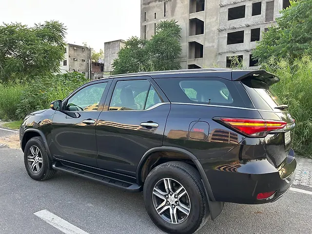Used Toyota Fortuner 4x2 2WD Diesel 2.8L Turbo 6 Speed Manual in Delhi
