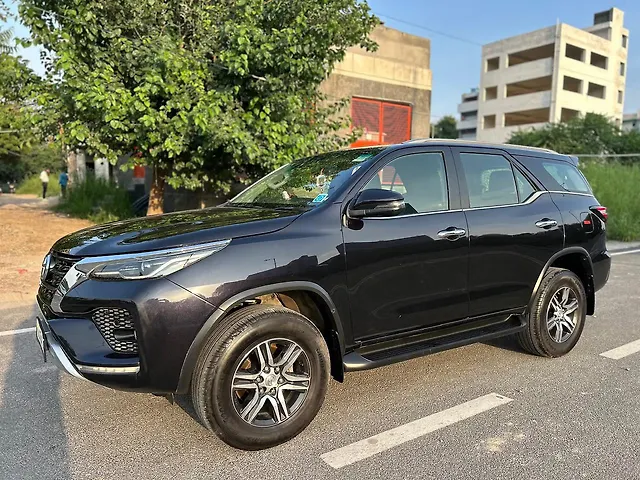Used Toyota Fortuner 4x2 2WD Diesel 2.8L Turbo 6 Speed Manual in Delhi