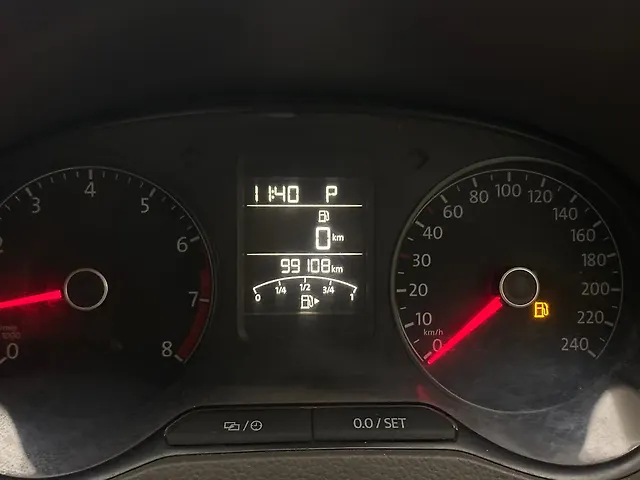 Used Volkswagen Vento [2015-2019] Highline Plus 1.2 (P) AT 16 Alloy in Visakhapatnam
