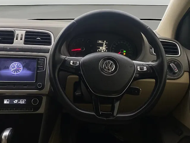 Used Volkswagen Vento [2015-2019] Highline Plus 1.2 (P) AT 16 Alloy in Visakhapatnam