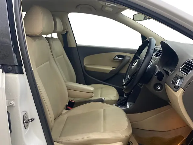 Used Volkswagen Vento [2015-2019] Highline Plus 1.2 (P) AT 16 Alloy in Visakhapatnam