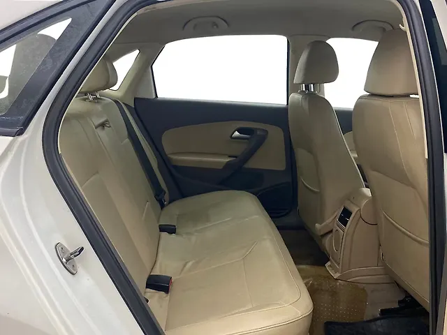 Used Volkswagen Vento [2015-2019] Highline Plus 1.2 (P) AT 16 Alloy in Visakhapatnam