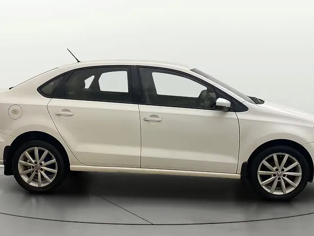 Used Volkswagen Vento [2015-2019] Highline Plus 1.2 (P) AT 16 Alloy in Visakhapatnam