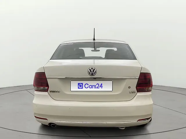 Used Volkswagen Vento [2015-2019] Highline Plus 1.2 (P) AT 16 Alloy in Visakhapatnam
