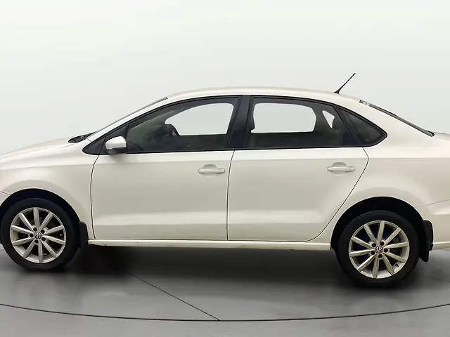 Used Volkswagen Vento [2015-2019] Highline Plus 1.2 (P) AT 16 Alloy in Visakhapatnam