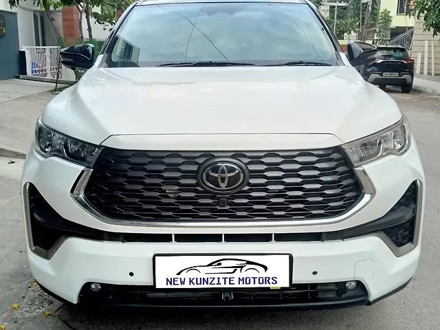 Used 2025 Toyota Innova Hycross in Bangalore Used 2025 Toyota Innova Hycross in Bangalore