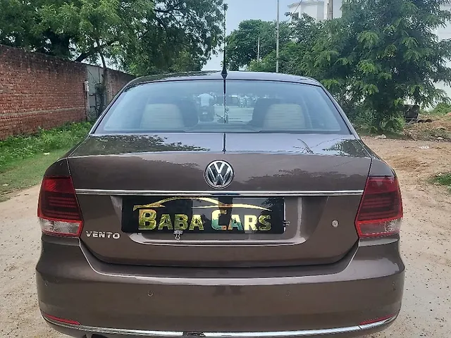 Used Volkswagen Vento [2015-2019] Highline 1.6 (P) in Agra